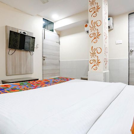 Hotel Fabexpress Sarah Gold - Nr Nesco Exhibition Center Bombaj Zewnętrze zdjęcie