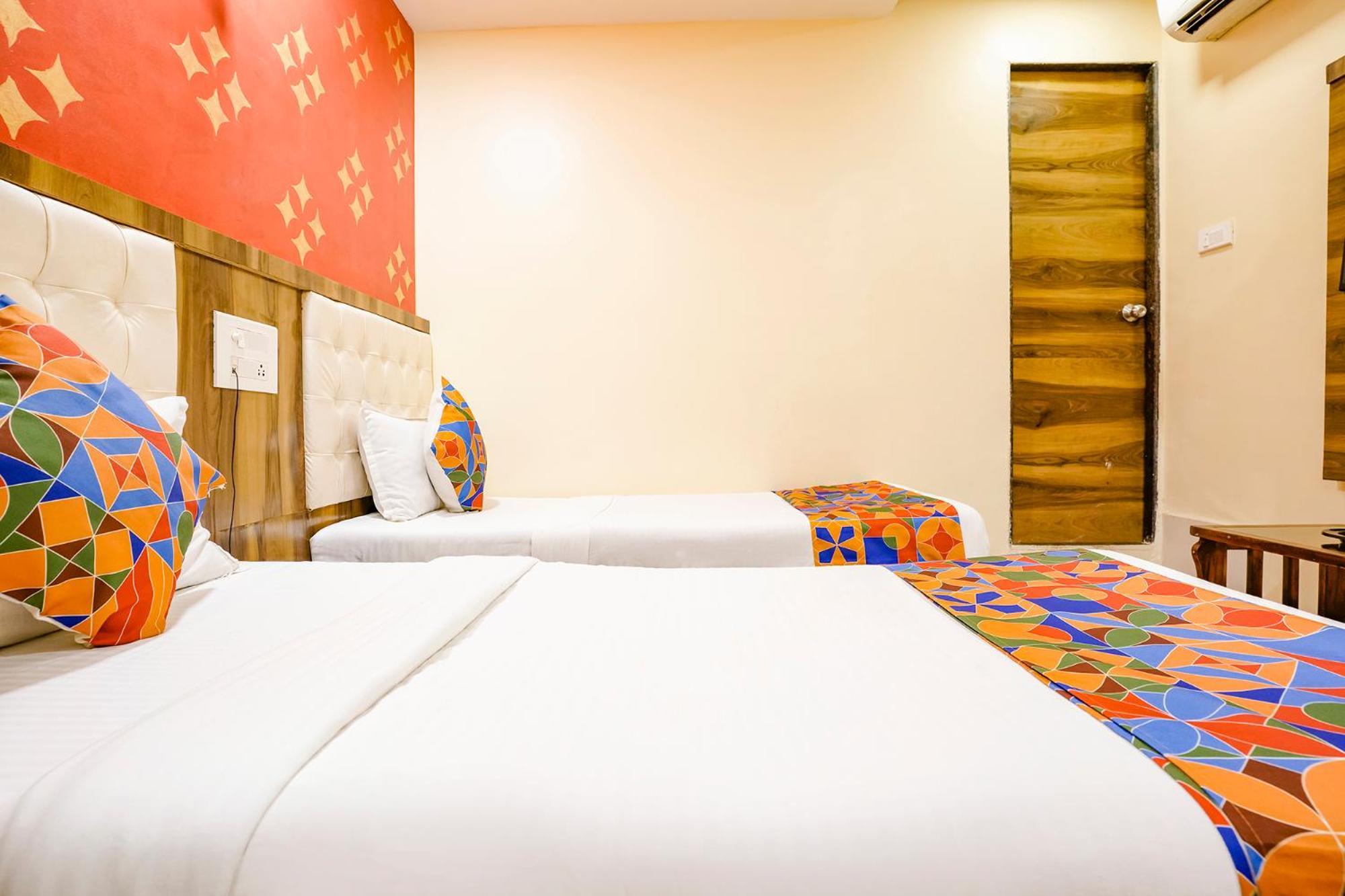 Hotel Fabexpress Sarah Gold - Nr Nesco Exhibition Center Bombaj Zewnętrze zdjęcie