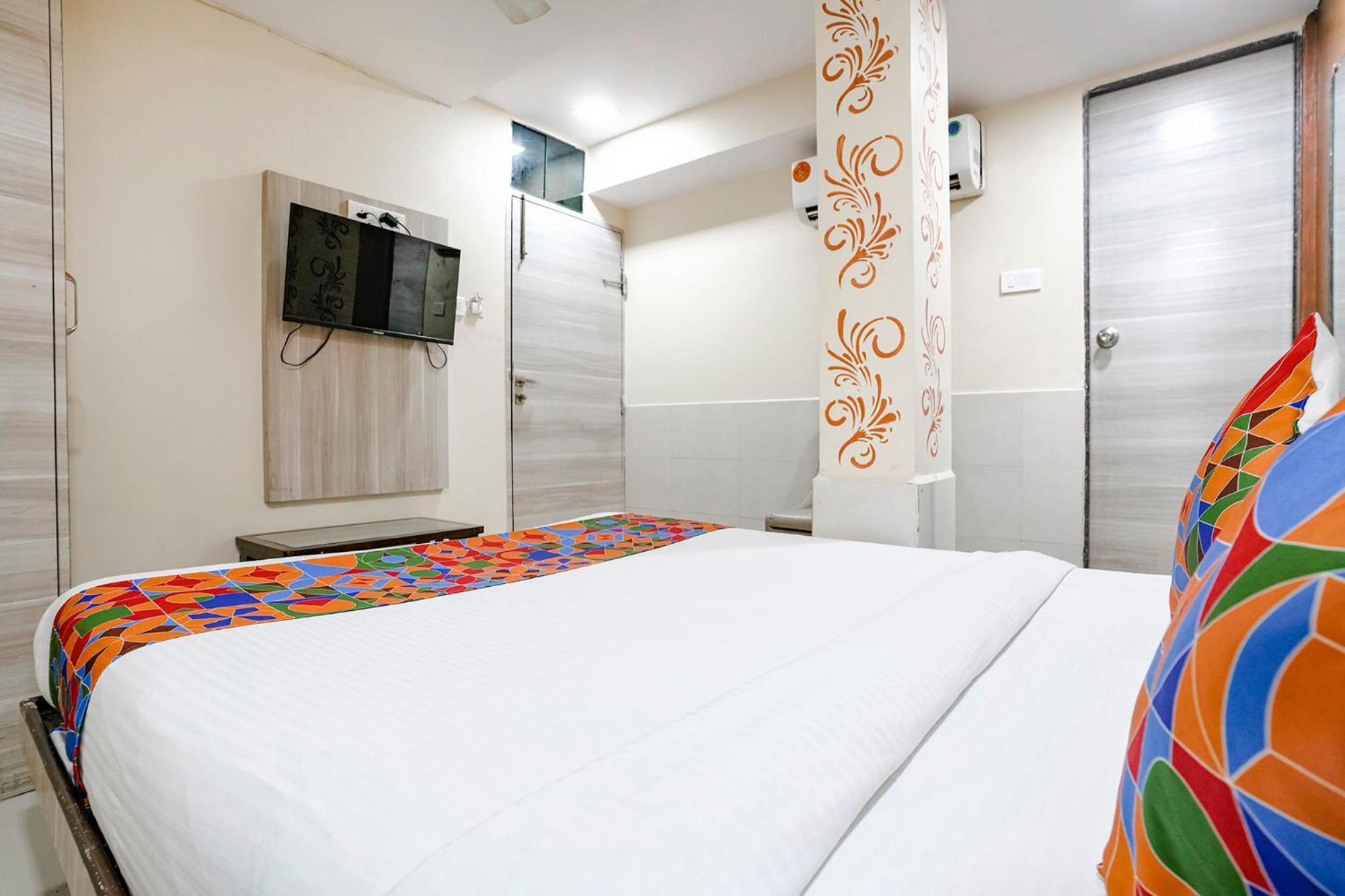 Hotel Fabexpress Sarah Gold - Nr Nesco Exhibition Center Bombaj Zewnętrze zdjęcie
