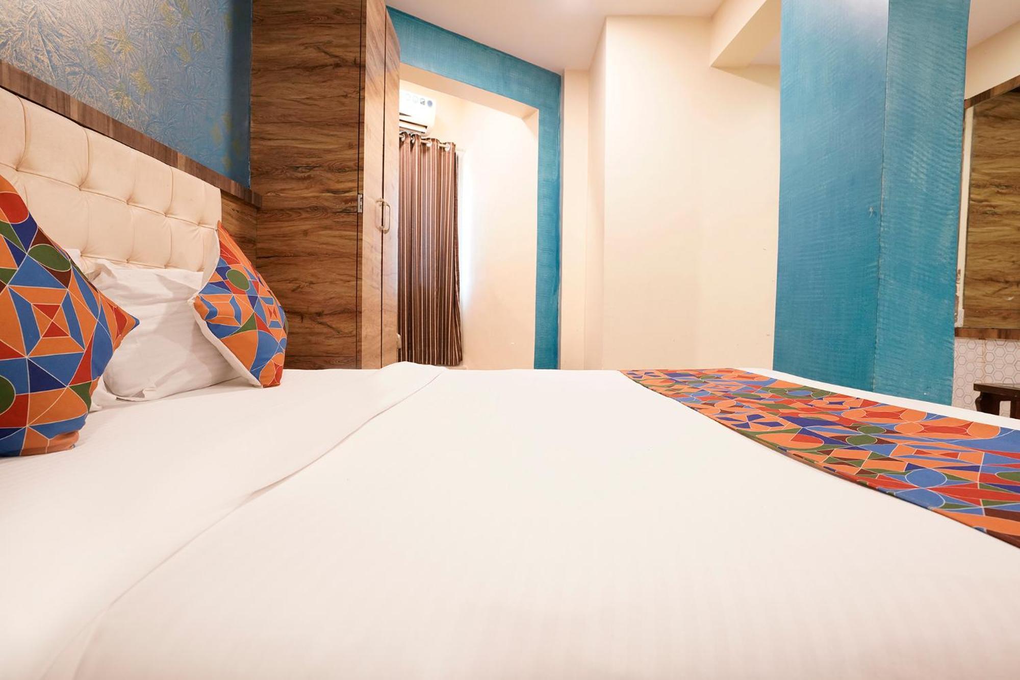 Hotel Fabexpress Sarah Gold - Nr Nesco Exhibition Center Bombaj Zewnętrze zdjęcie