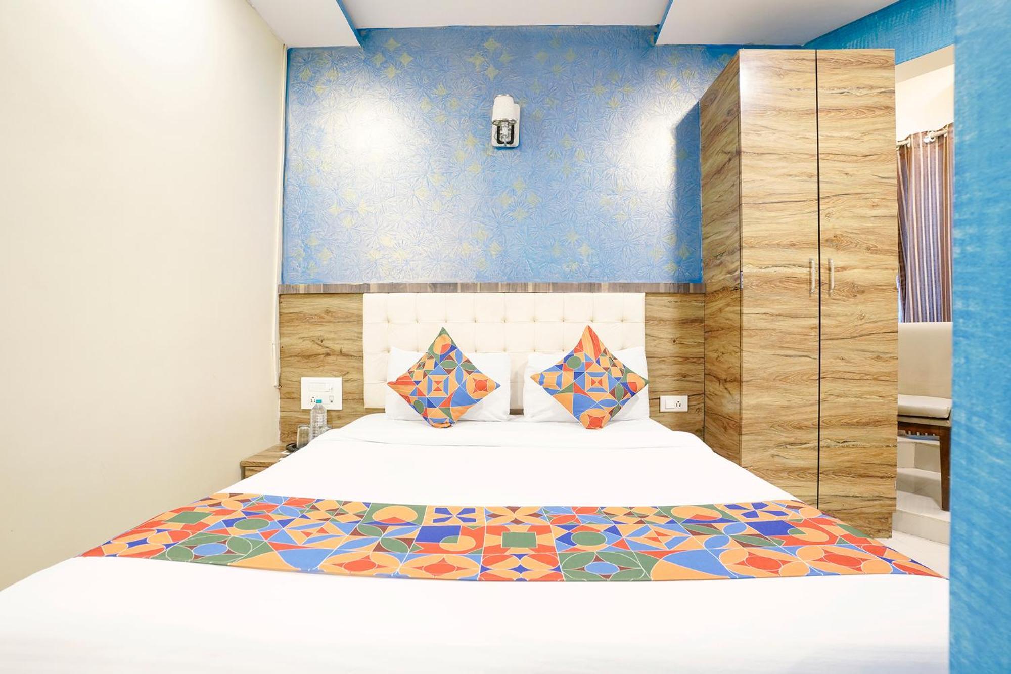 Hotel Fabexpress Sarah Gold - Nr Nesco Exhibition Center Bombaj Zewnętrze zdjęcie