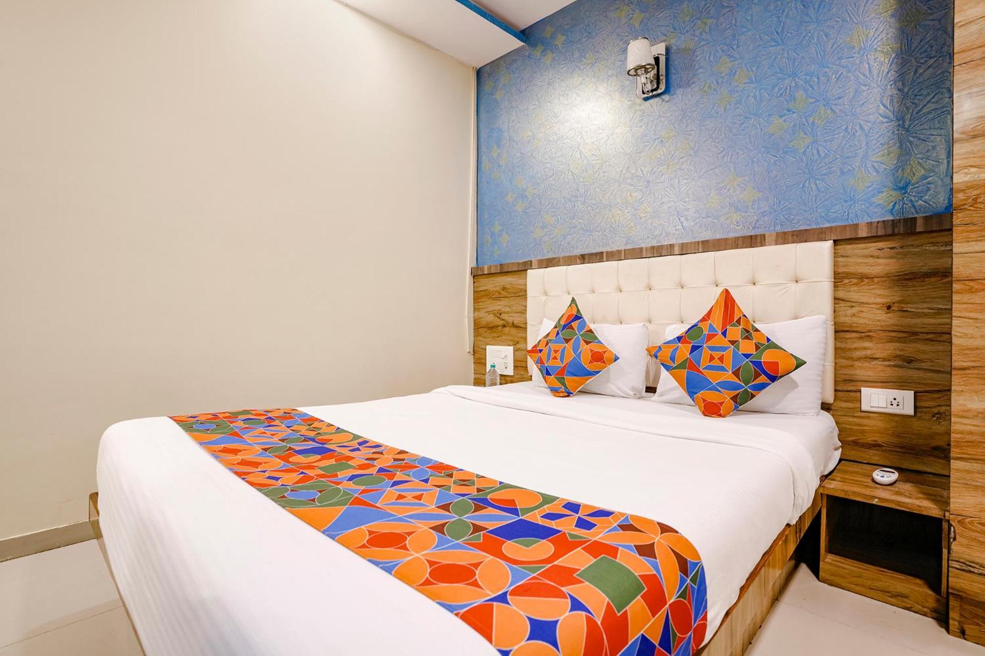Hotel Fabexpress Sarah Gold - Nr Nesco Exhibition Center Bombaj Zewnętrze zdjęcie